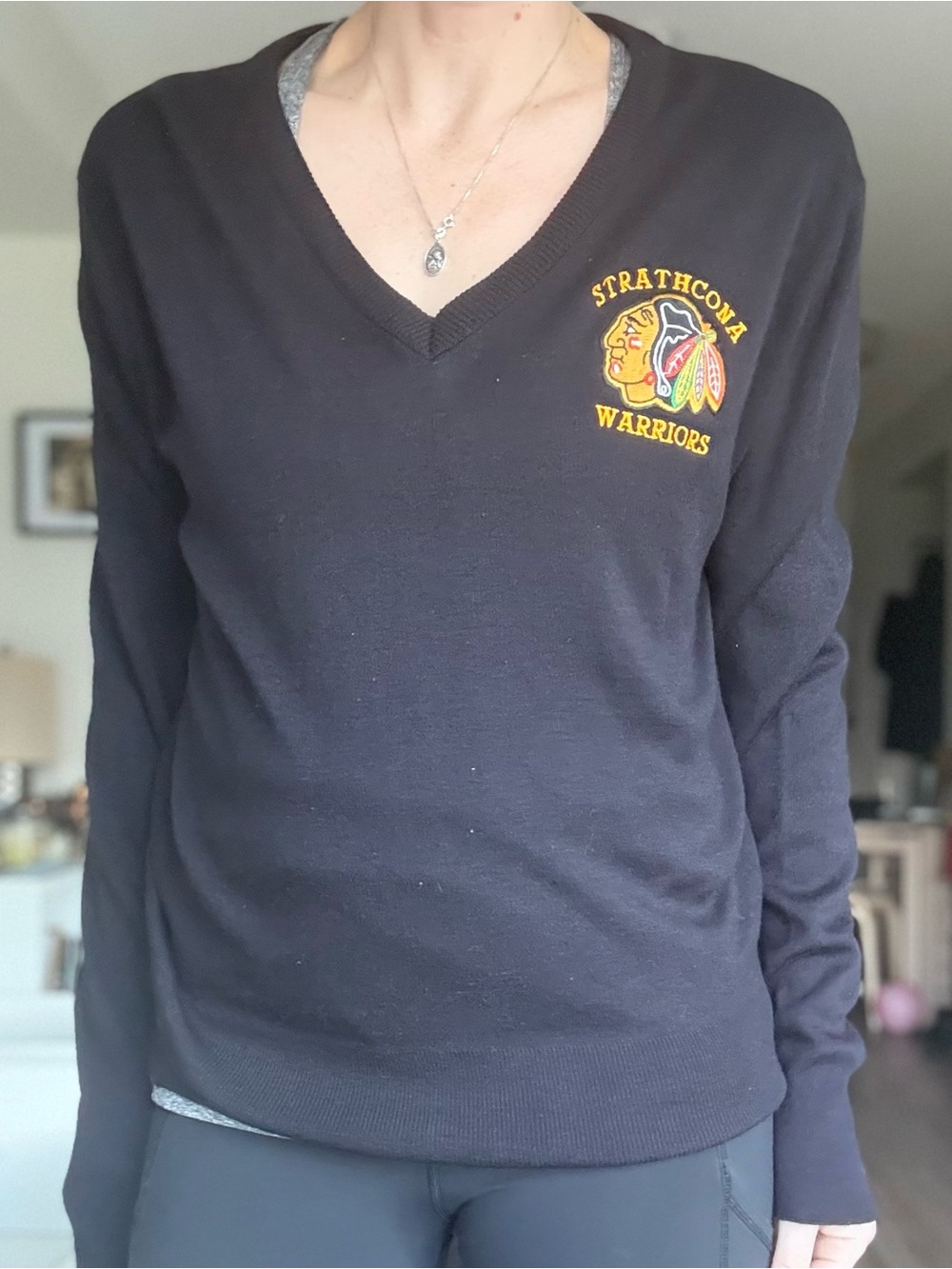 Sky Knitting Vintage Strathcona Warriors Hockey V-Neck Sweater M